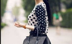 娱乐吃瓜酱服装,揭秘明星时尚穿搭背后的秘密