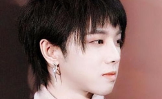 吃瓜八卦娱乐圈宋亚轩,娱乐圈的瓜田,他的成长与蜕变