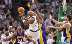 湖人对凯尔特人,NBA历史上的经典对决与传奇故事”