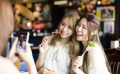 约会散步娱乐吃瓜酱,品味美食，共享悠闲时光