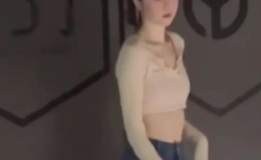 娱乐八卦吃瓜带货视频,跟随吃瓜大军,解锁明星带货新潮流